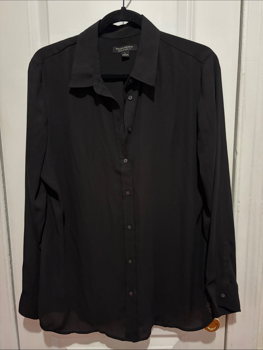 Banana Republic Men’s Black Long-Sleeve Button Shirt
